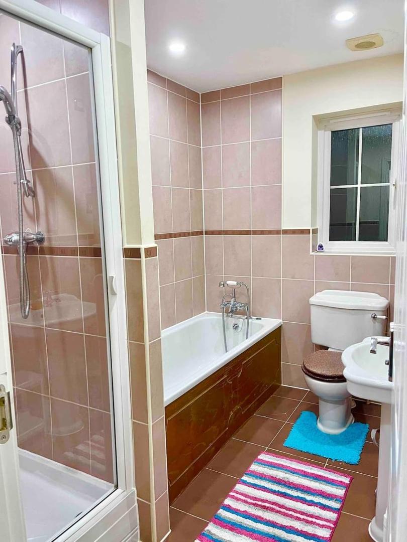 Luxurious Executive 4 Bedroom Whole Home | For 10 Hensol Luaran gambar